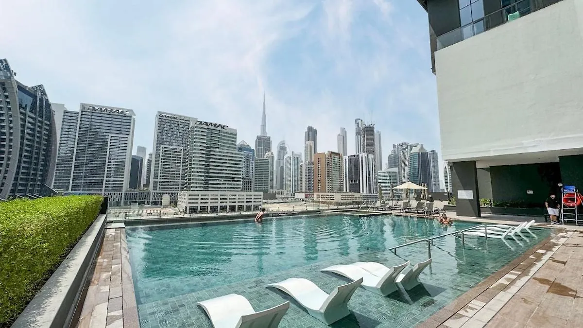 Daire Luxury 2Br Burj Khalifa And Canal View Pool Jacuzzi Dubai