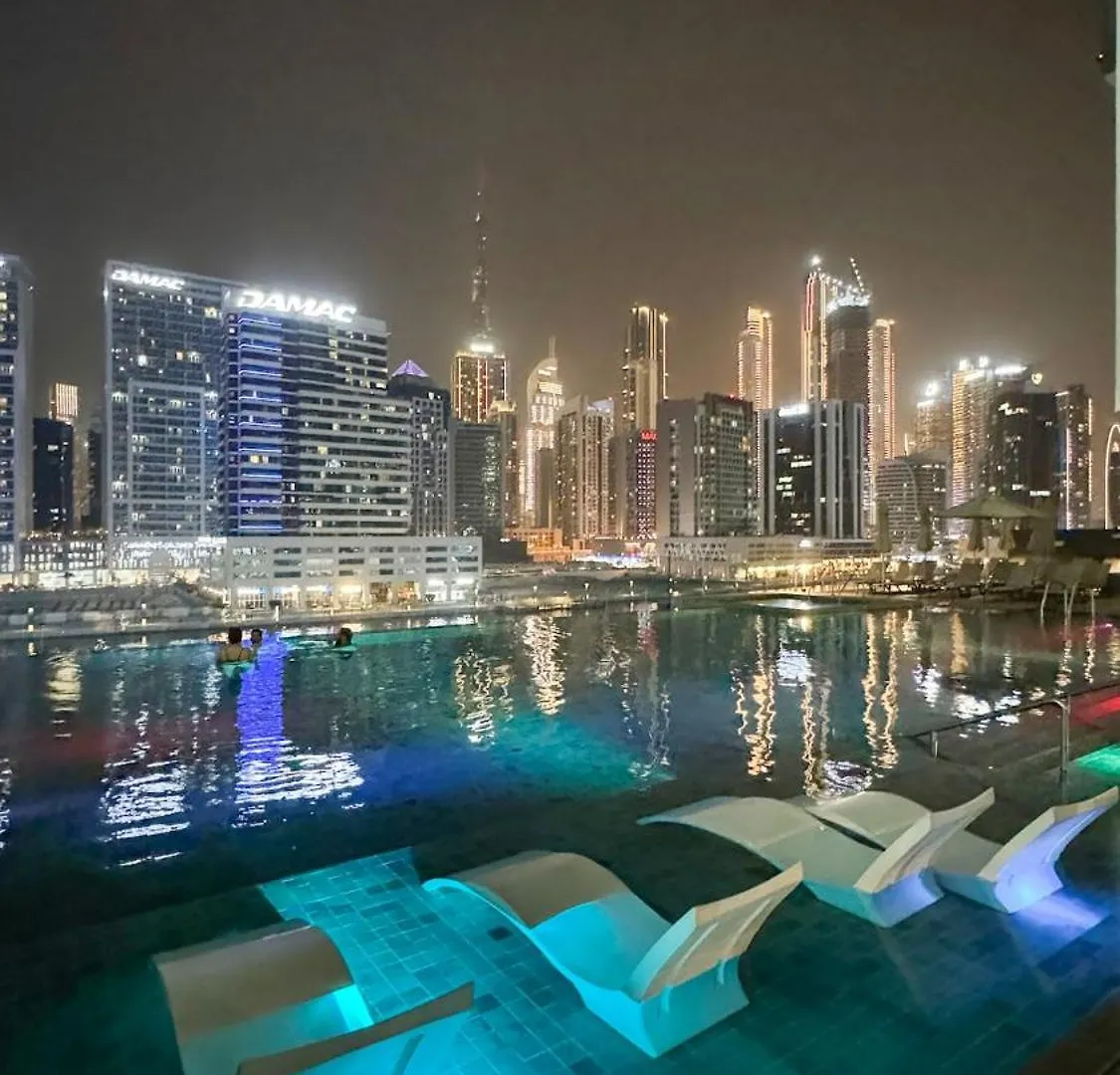 Apartamento Luxury 2Br Burj Khalifa And Canal View Pool Jacuzzi Dubai Emirados Árabes Unidos