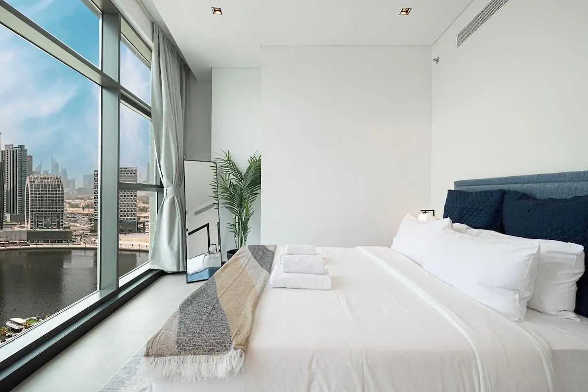 Luxury 2Br Burj Khalifa And Canal View Pool Jacuzzi Dubai